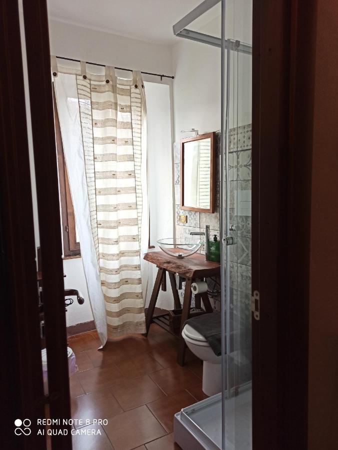 מלון Castiglione dʼIntelvi Casa Olmi מראה חיצוני תמונה