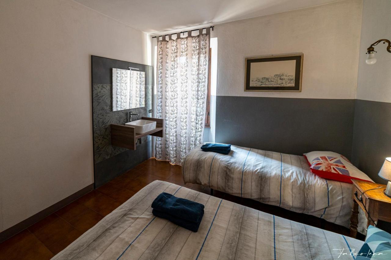 מלון Castiglione dʼIntelvi Casa Olmi מראה חיצוני תמונה