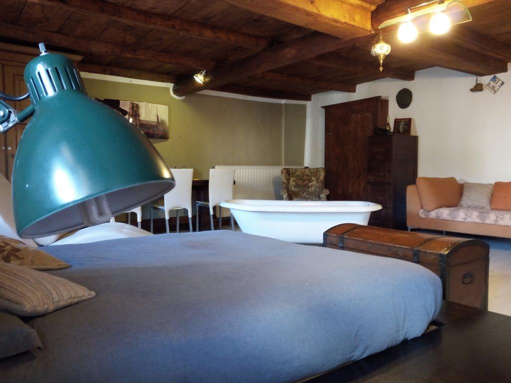 מלון Castiglione dʼIntelvi Casa Olmi מראה חיצוני תמונה