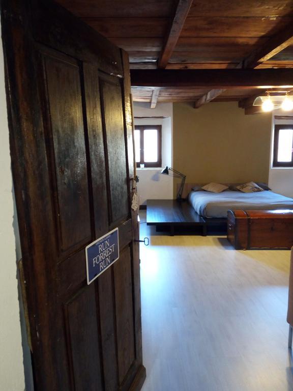 מלון Castiglione dʼIntelvi Casa Olmi מראה חיצוני תמונה